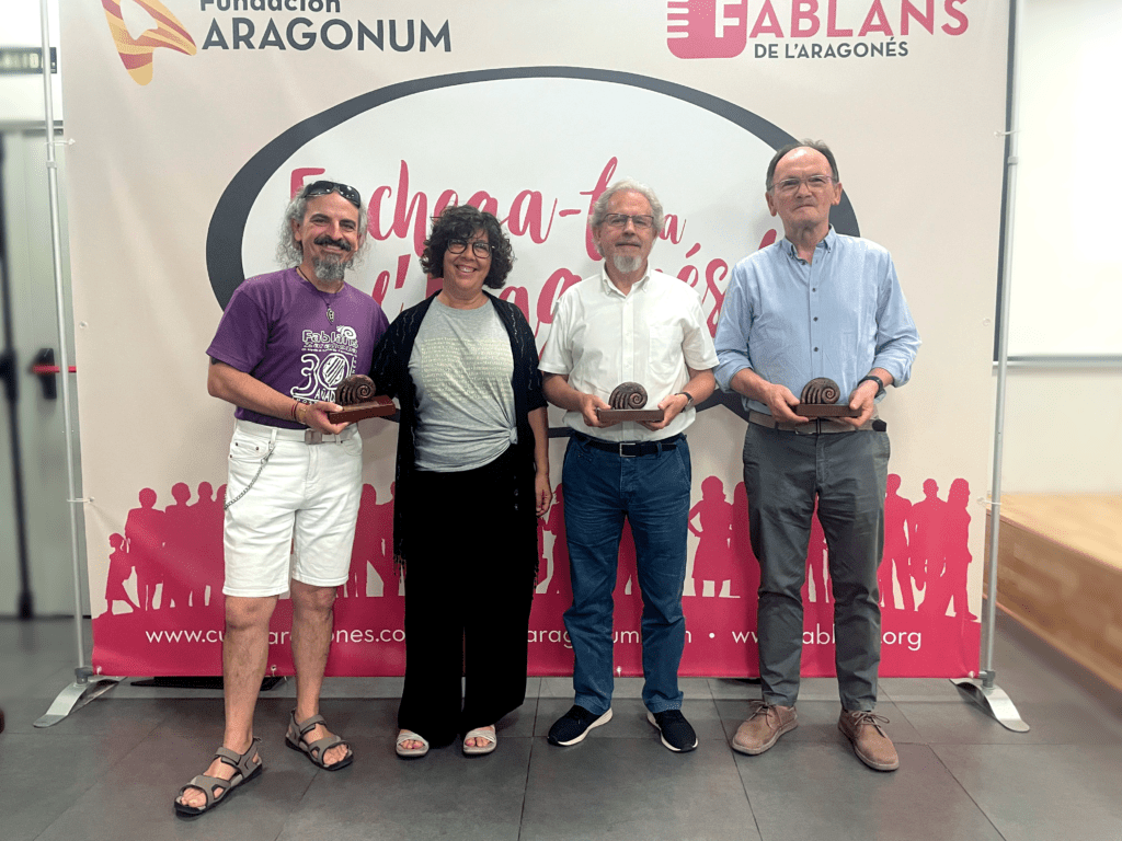 Foto de los premiados de los premios arredol 2024. de izquierda a derecha: Michel Gil Orleans, Mercedes peña Azcón, Francho Nagore Laín y Paco Lanau Buetas